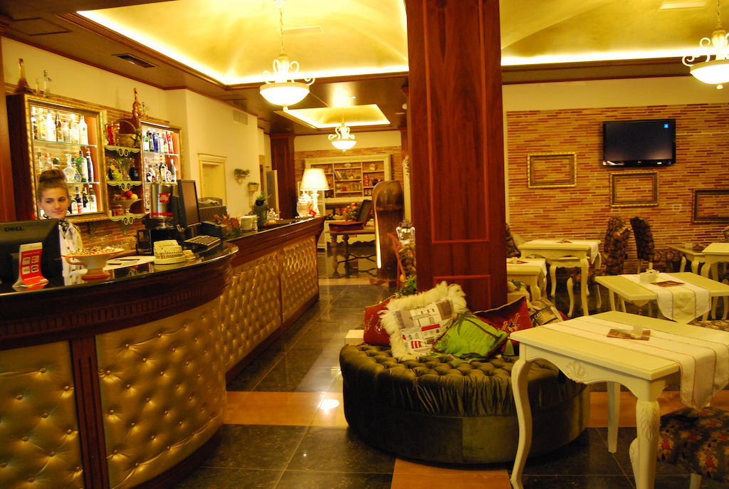 2 Kitarrat Boutique Hotel & Spa Durrës Eksteriør billede