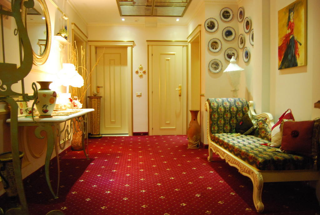 2 Kitarrat Boutique Hotel & Spa Durrës Eksteriør billede