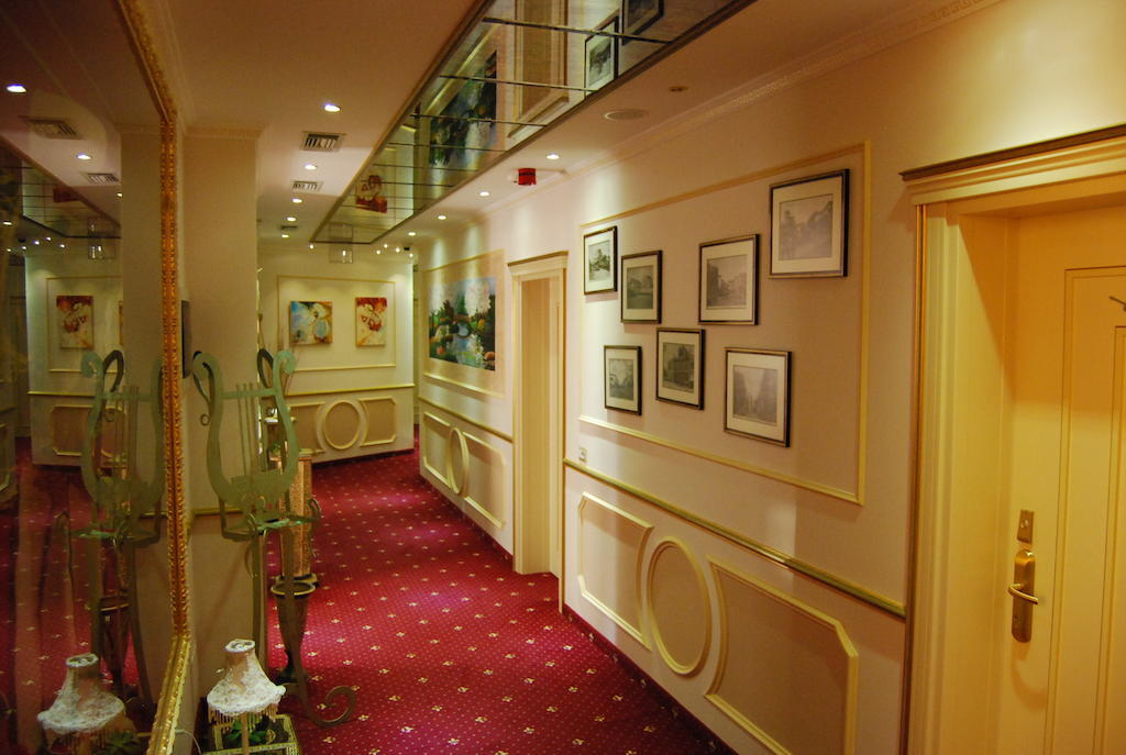 2 Kitarrat Boutique Hotel & Spa Durrës Eksteriør billede