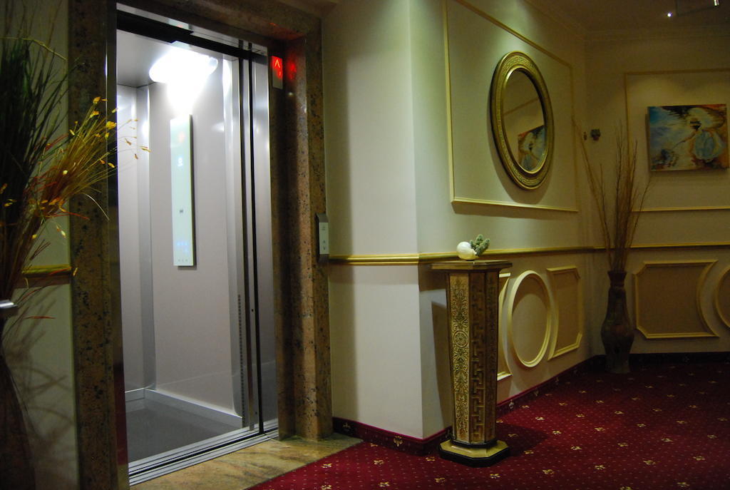 2 Kitarrat Boutique Hotel & Spa Durrës Eksteriør billede