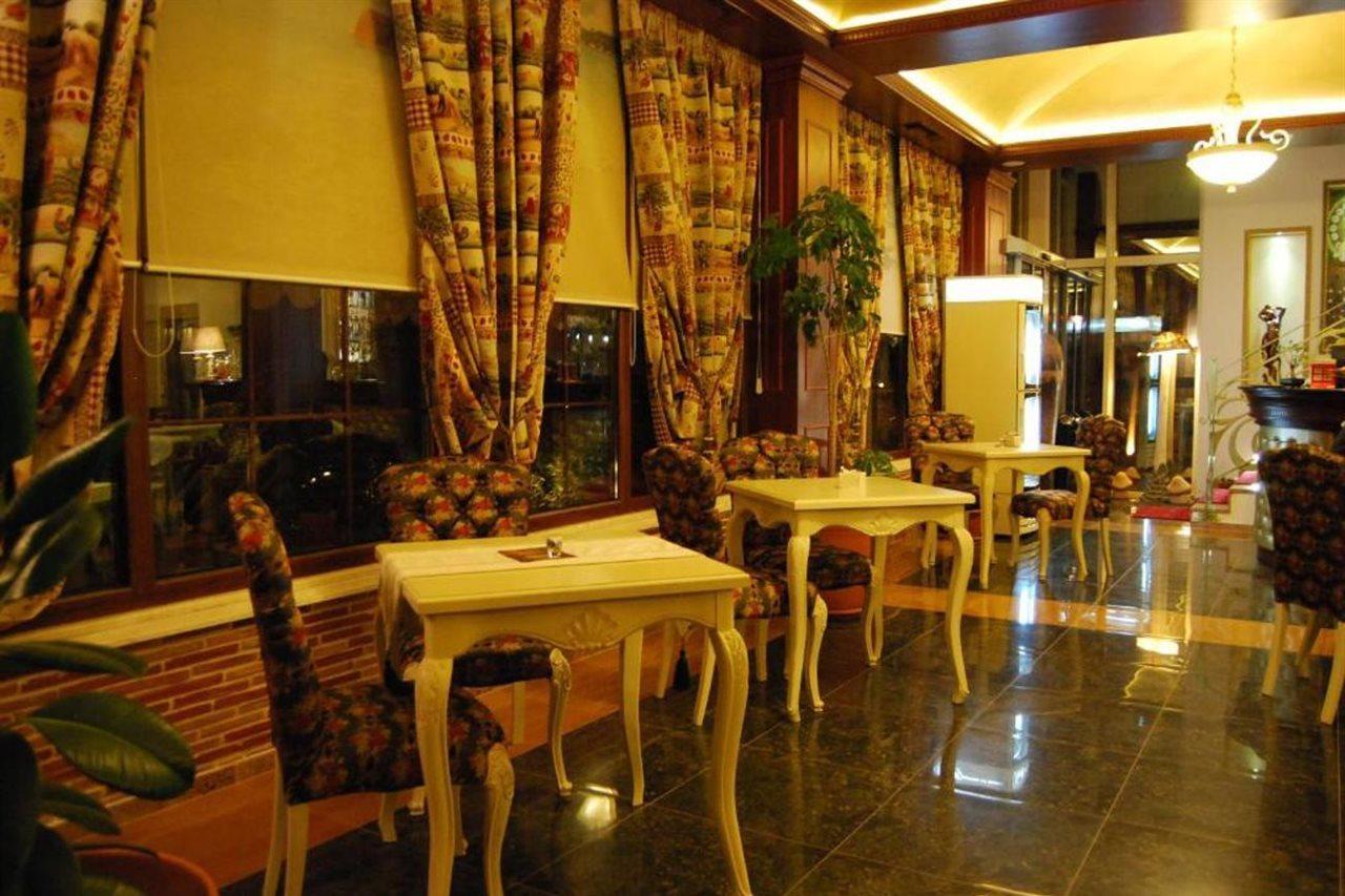 2 Kitarrat Boutique Hotel & Spa Durrës Eksteriør billede