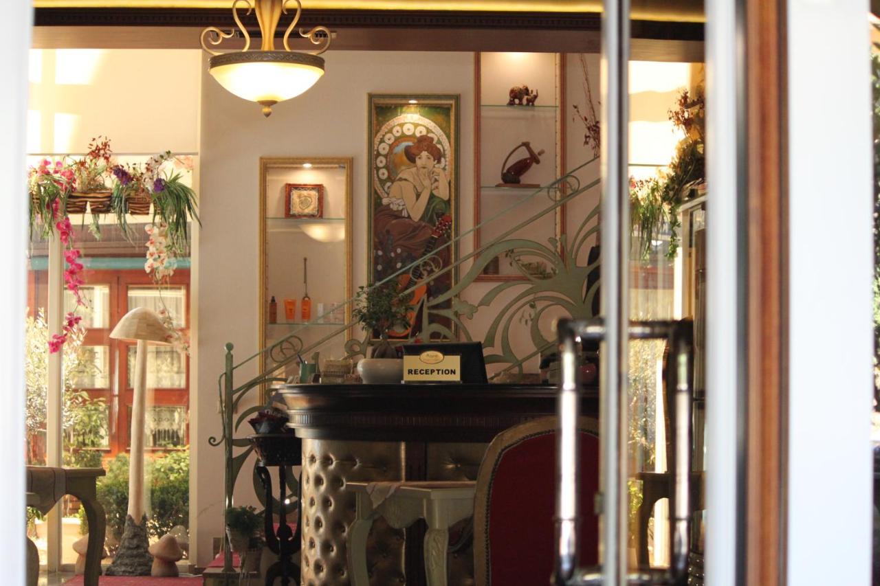 2 Kitarrat Boutique Hotel & Spa Durrës Eksteriør billede