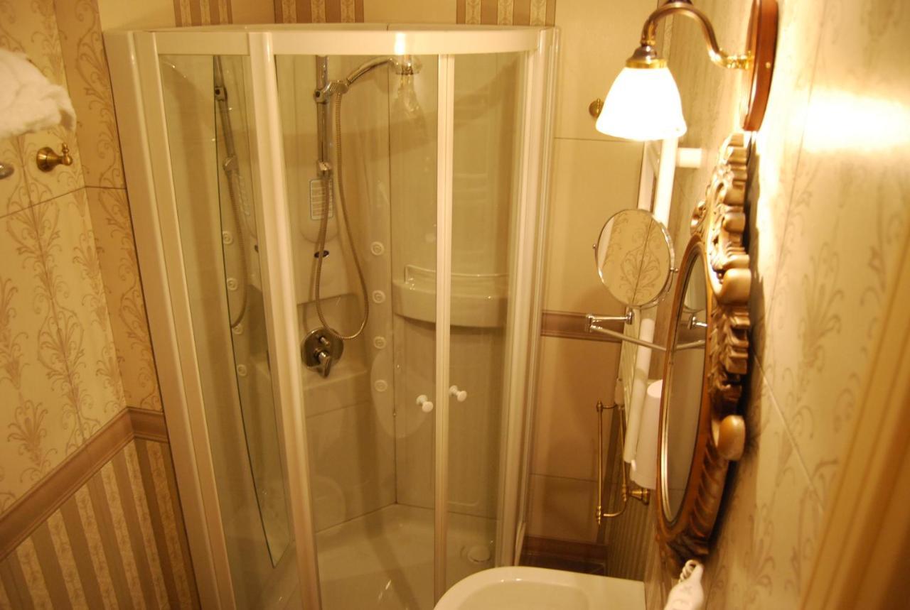2 Kitarrat Boutique Hotel & Spa Durrës Eksteriør billede