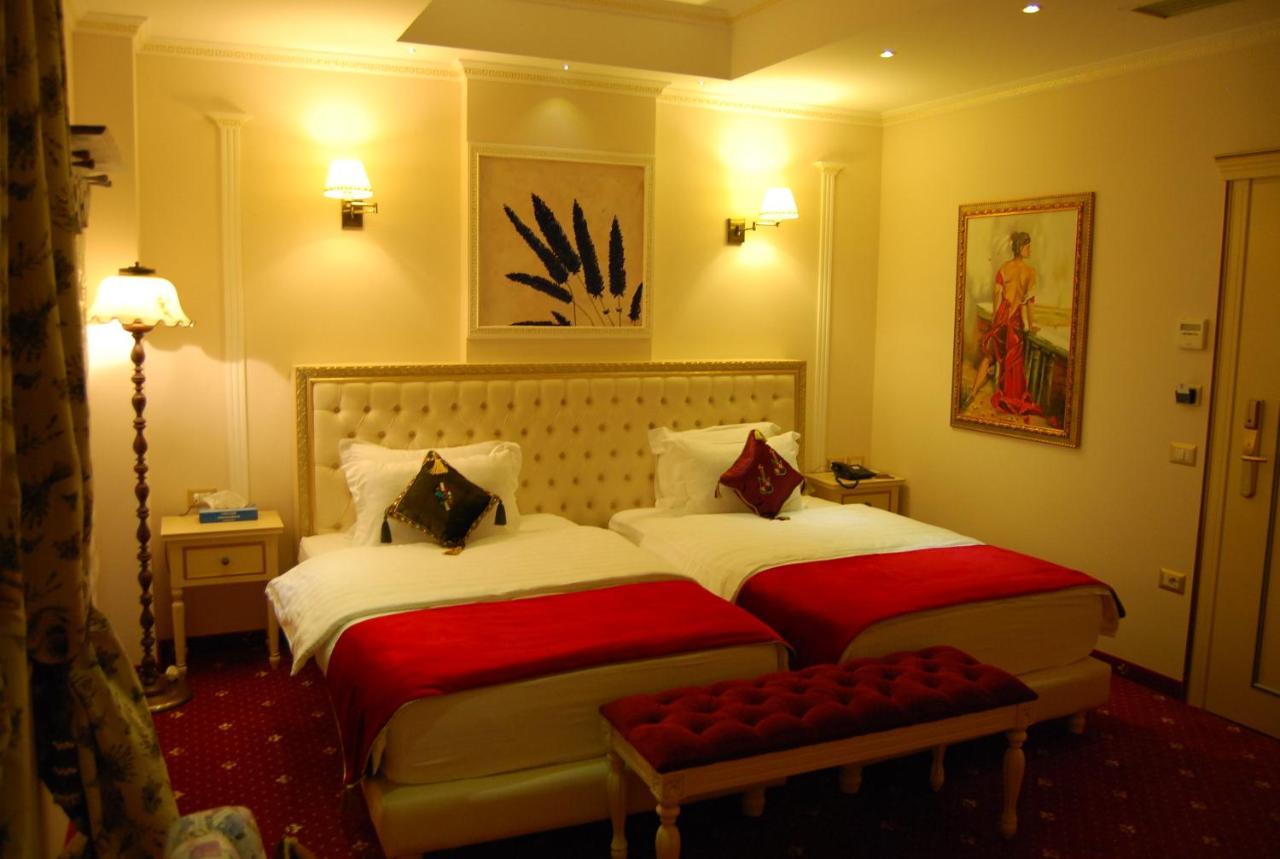 2 Kitarrat Boutique Hotel & Spa Durrës Eksteriør billede