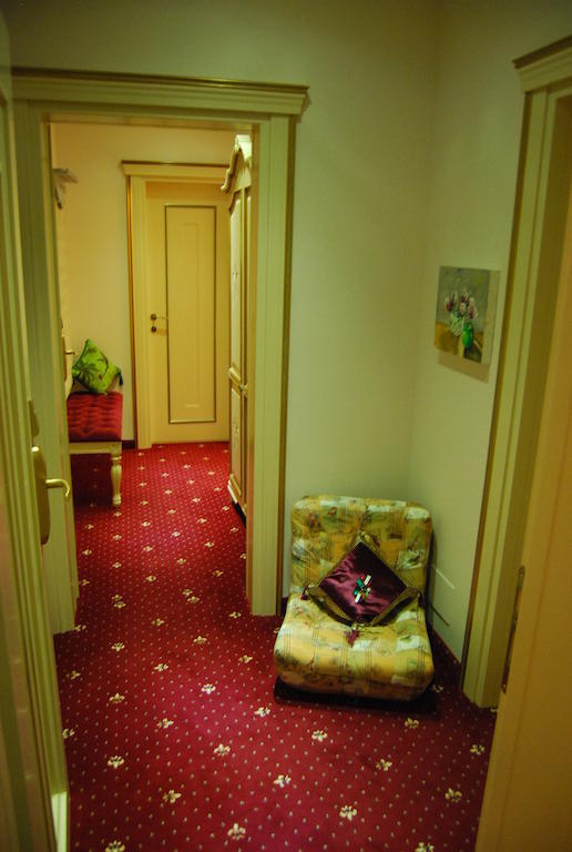 2 Kitarrat Boutique Hotel & Spa Durrës Eksteriør billede