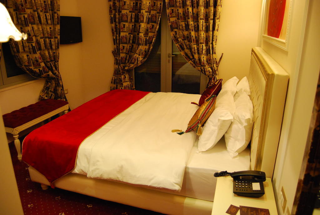 2 Kitarrat Boutique Hotel & Spa Durrës Eksteriør billede