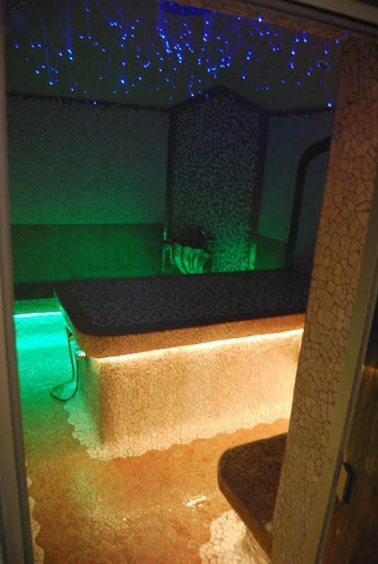 2 Kitarrat Boutique Hotel & Spa Durrës Eksteriør billede